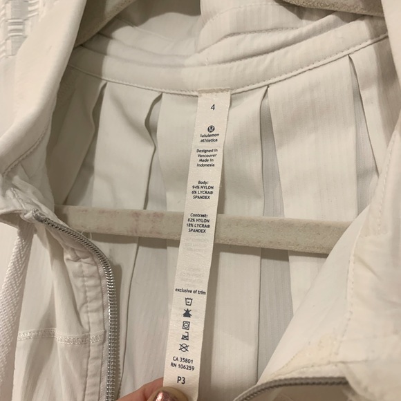 Lululemon Jacket - Picture 2 of 8
